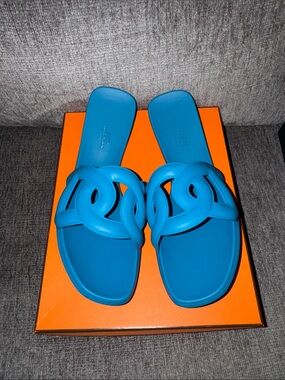 Hermes rubber Aloha sandals